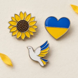 Trio de pin’s « Debout ensemble »